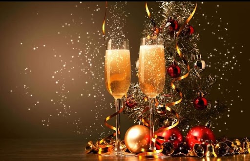 The New Year always starts with a glass of fizz at the Hollybush and 2023 will be no different…
